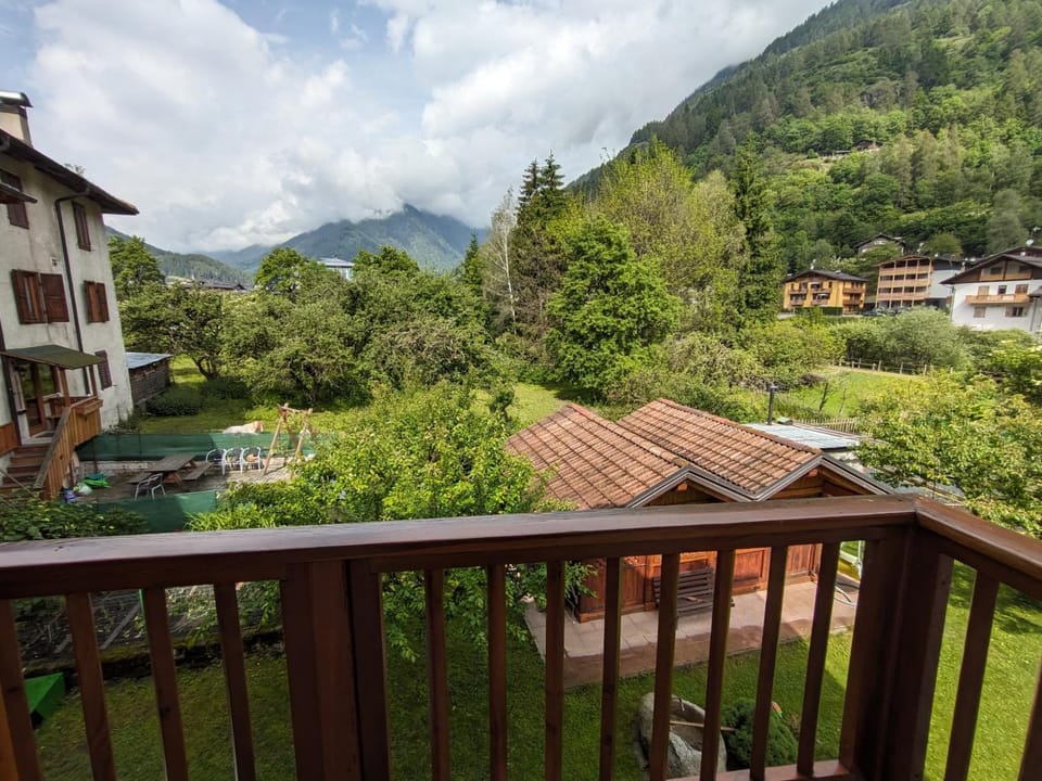 View (from property/room), Balcony/Terrace