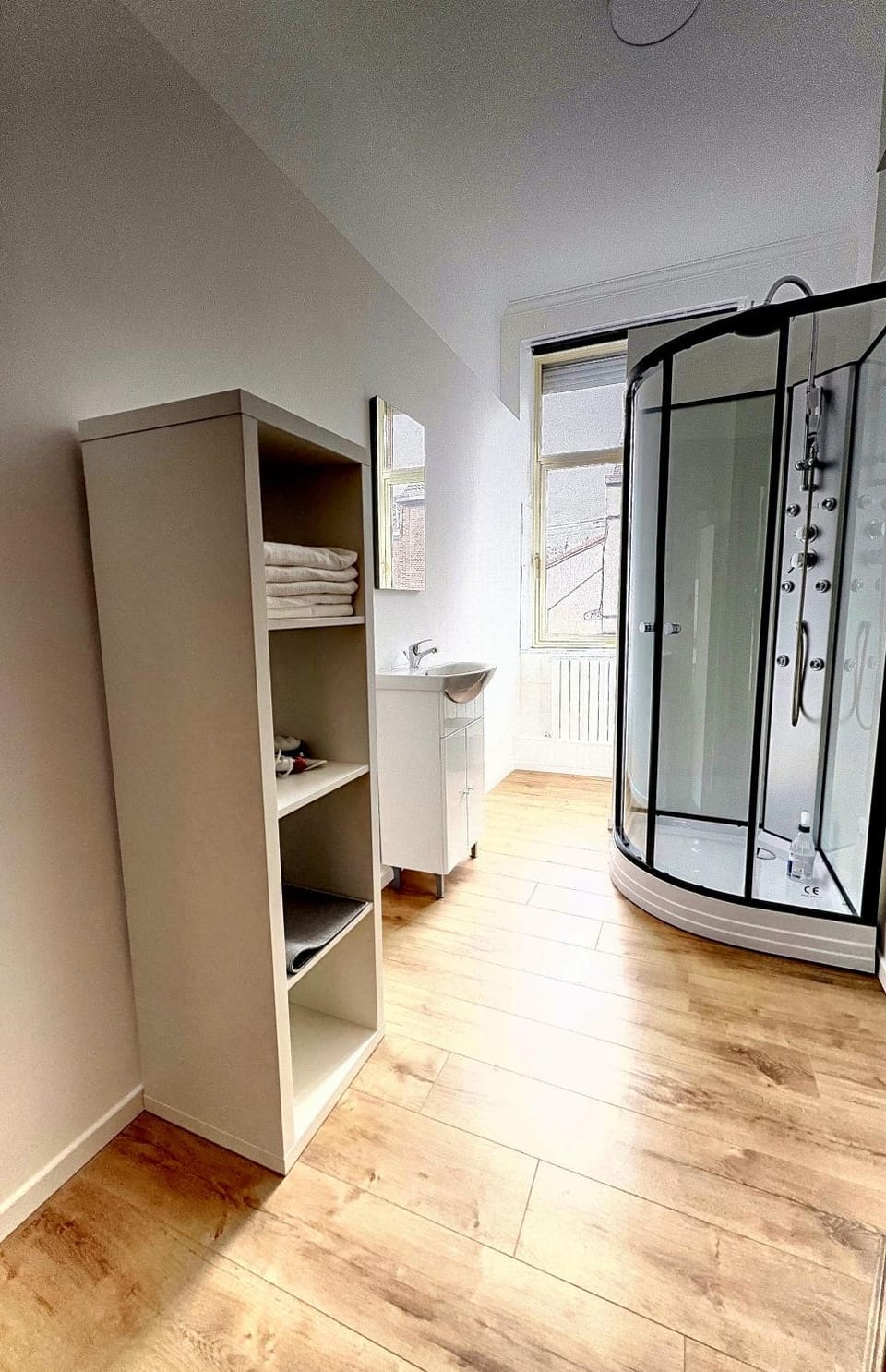 Station 82A Charleroi-airport Apartment in Charleroi