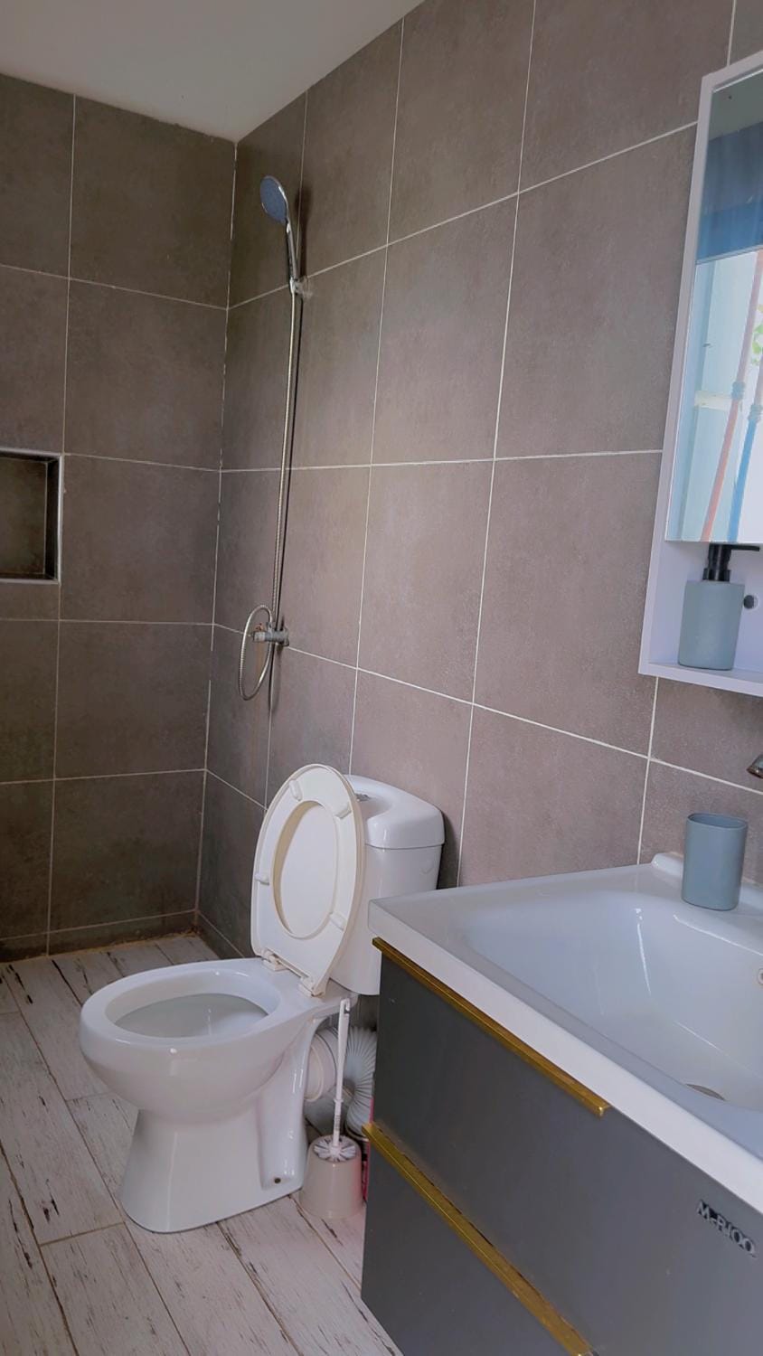 Grace house jacuzzi Bed and Breakfast in Saly