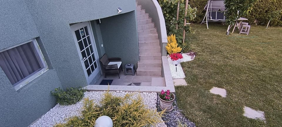 Bella vista Šumarice Apartment in Serbia