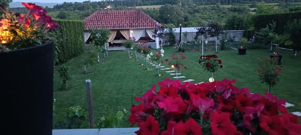 Bella vista Šumarice Apartment in Serbia
