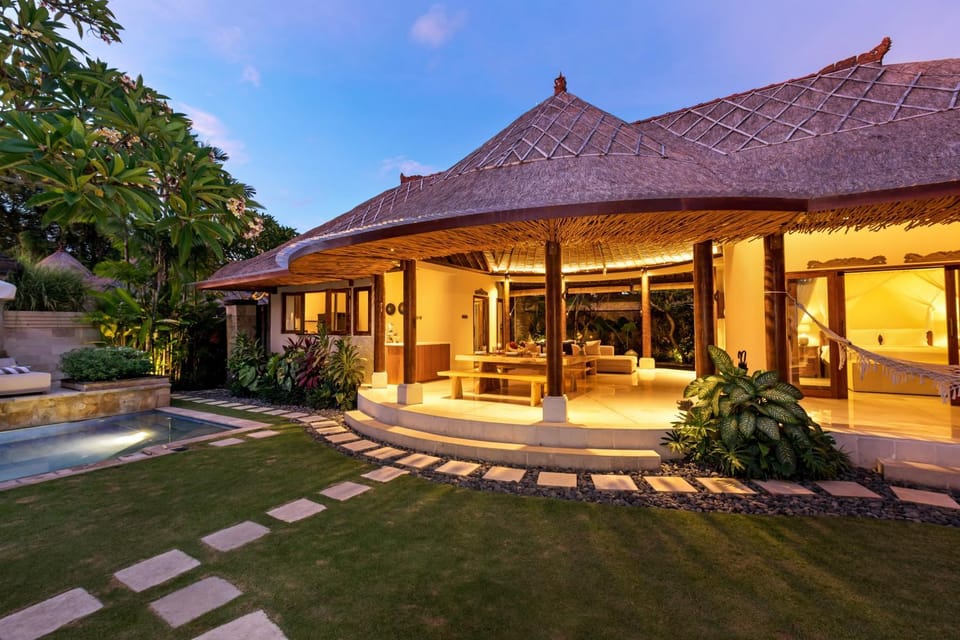 Property building, Garden view