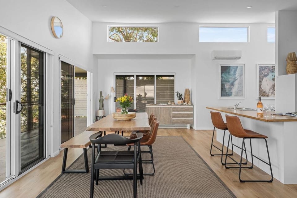 Sunlight Ridge House House in Lake Macquarie