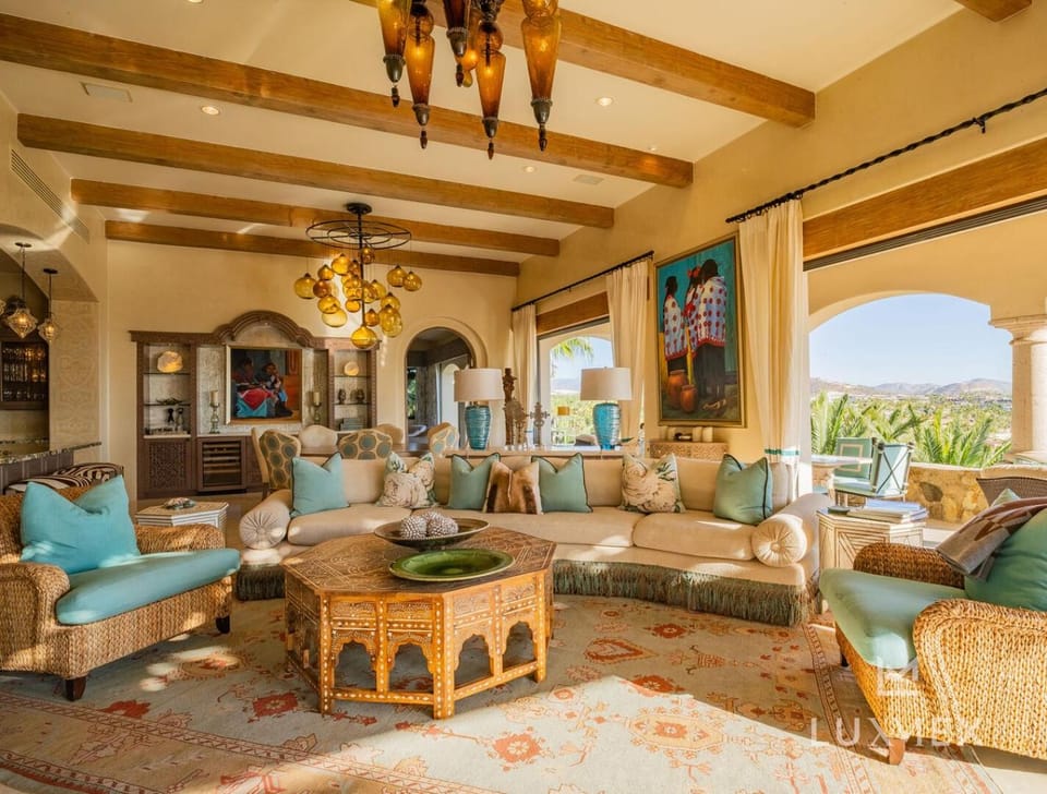Luxurious Seclusion at Palmilla Fully Staffed - Swimmable Beach Villa in Baja California Sur