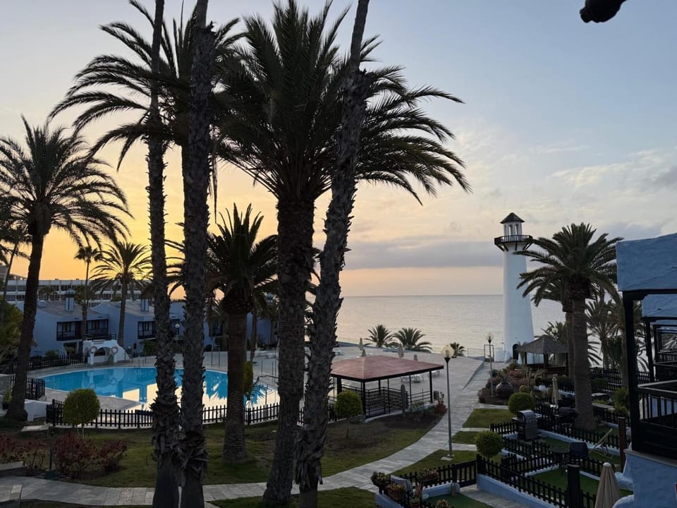 Sea view, Swimming pool, Sunset