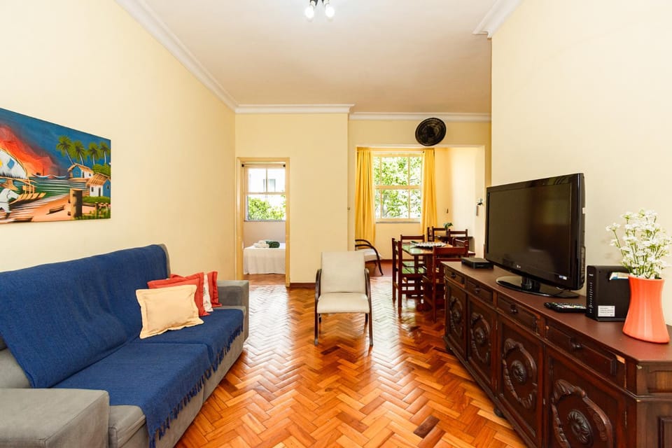 Communal lounge/ TV room, Dining area