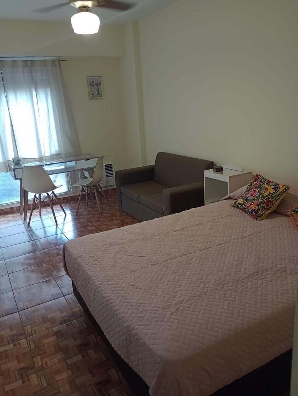 Photo of the whole room