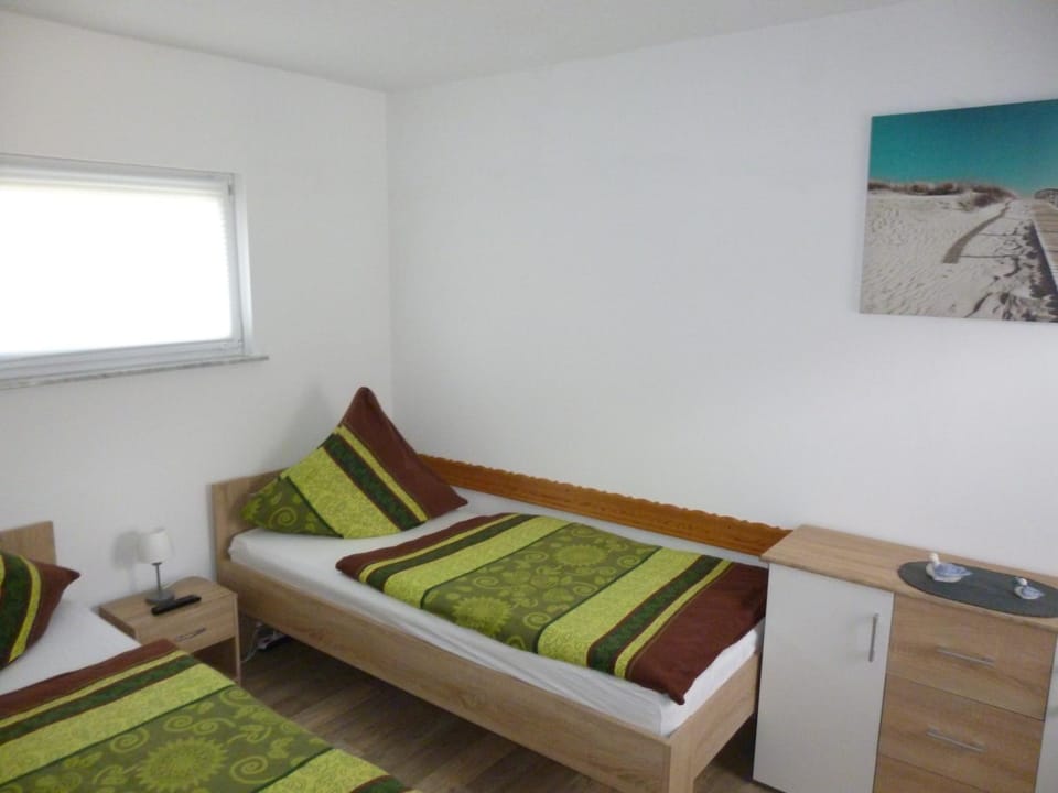 Bed, Garden, Balcony/Terrace, Photo of the whole room