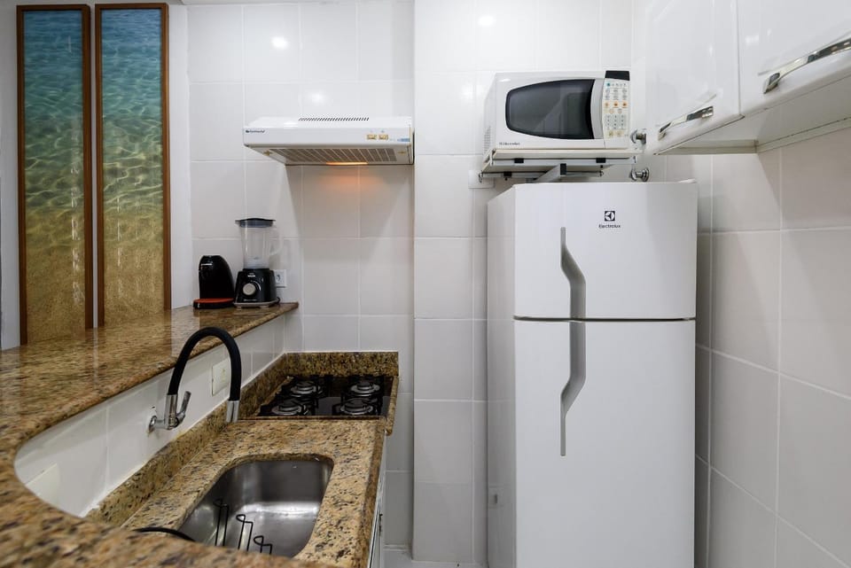 1BDR 250m from Copacabana Beach | MVC 15/1106 Apartment in Rio de Janeiro