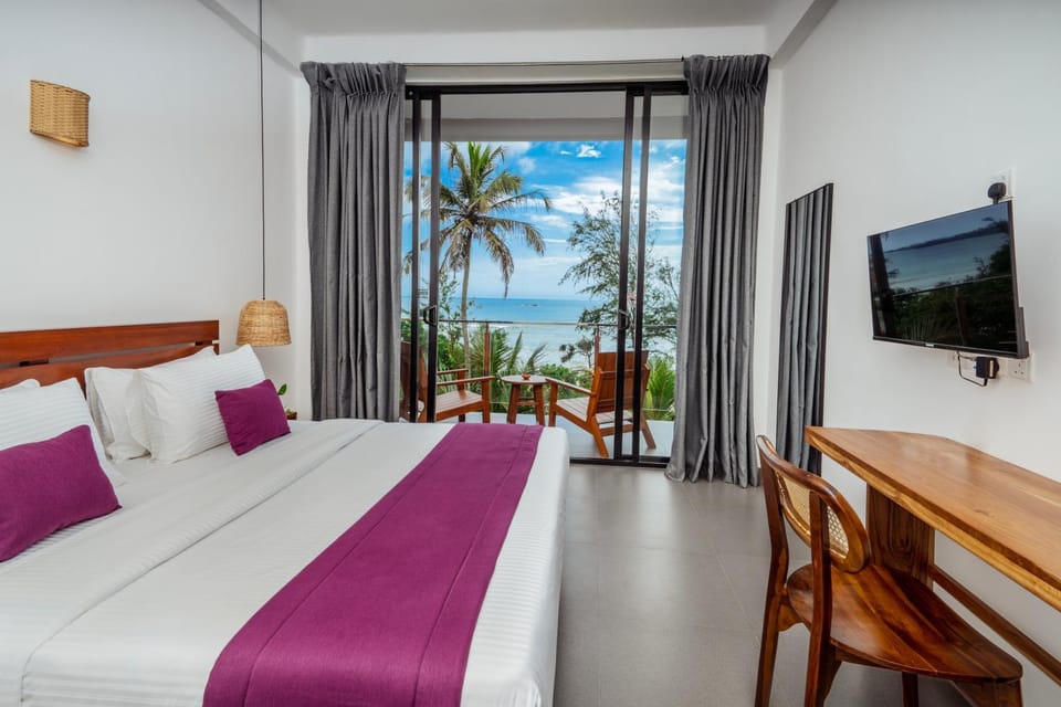 Communal lounge/ TV room, Bed, View (from property/room), Photo of the whole room, Bedroom, Sea view