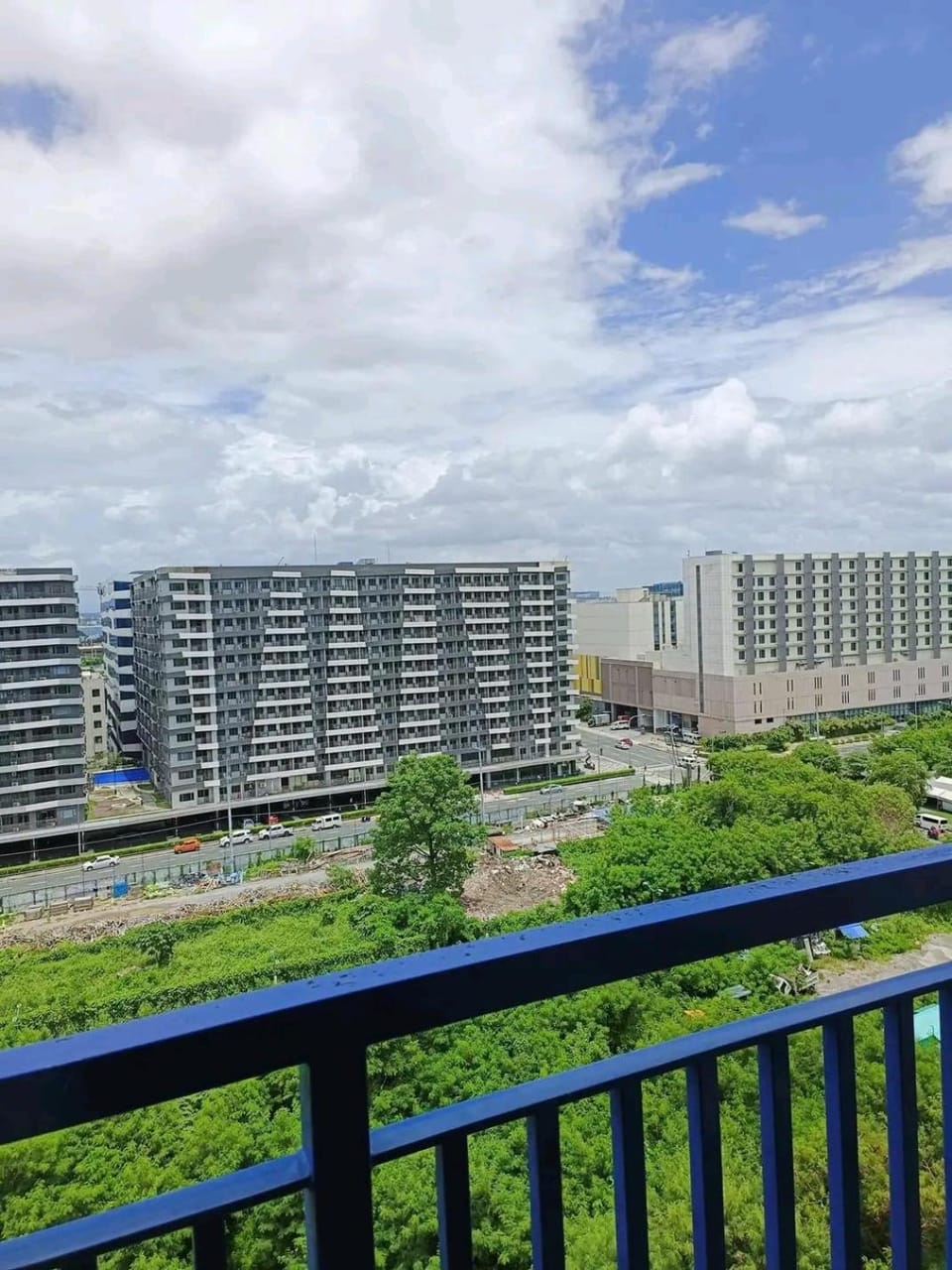 Property building, Day, View (from property/room), Balcony/Terrace, City view