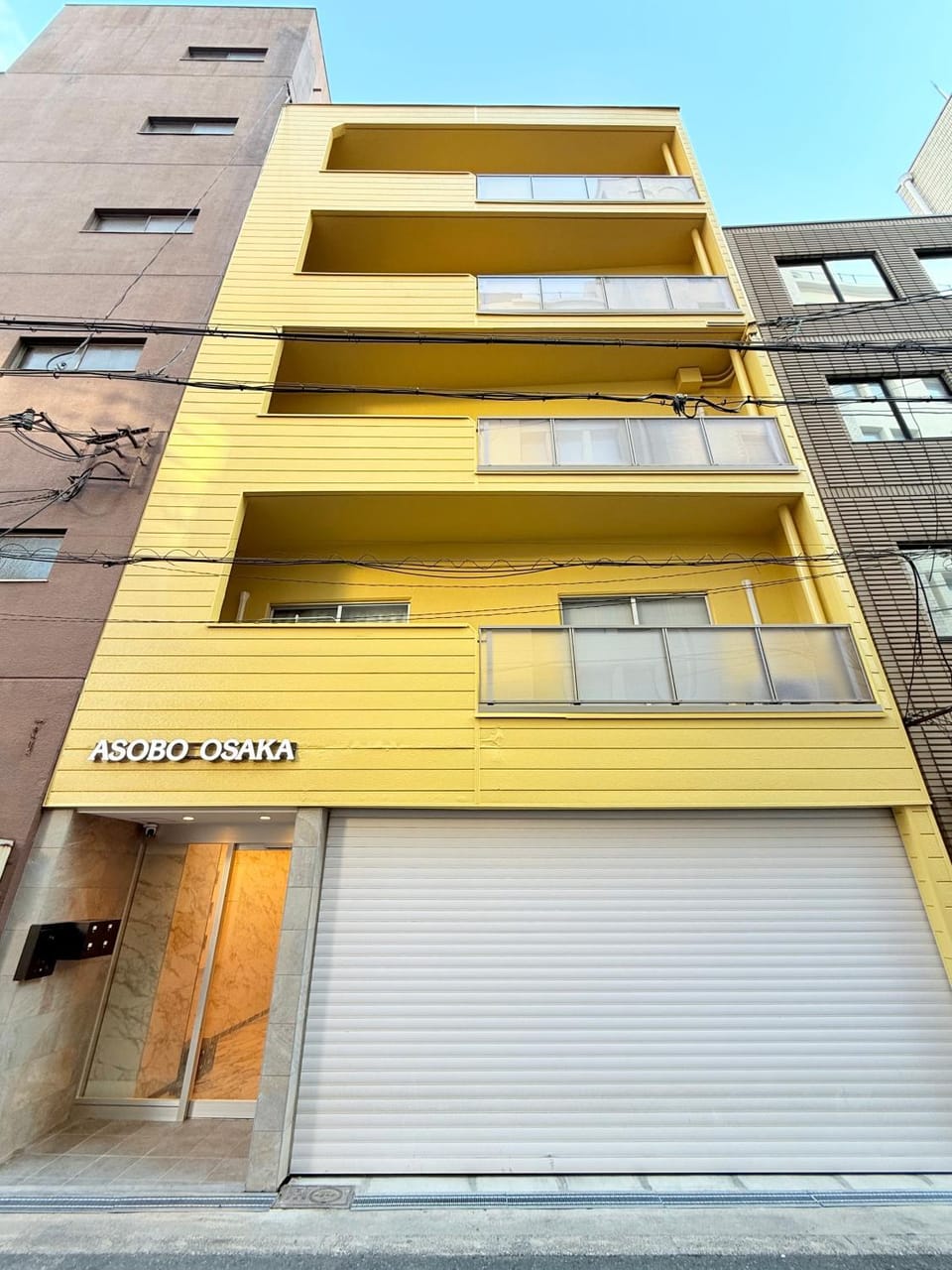 Property building, Day
