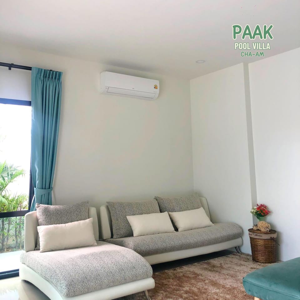 Communal lounge/ TV room, Seating area