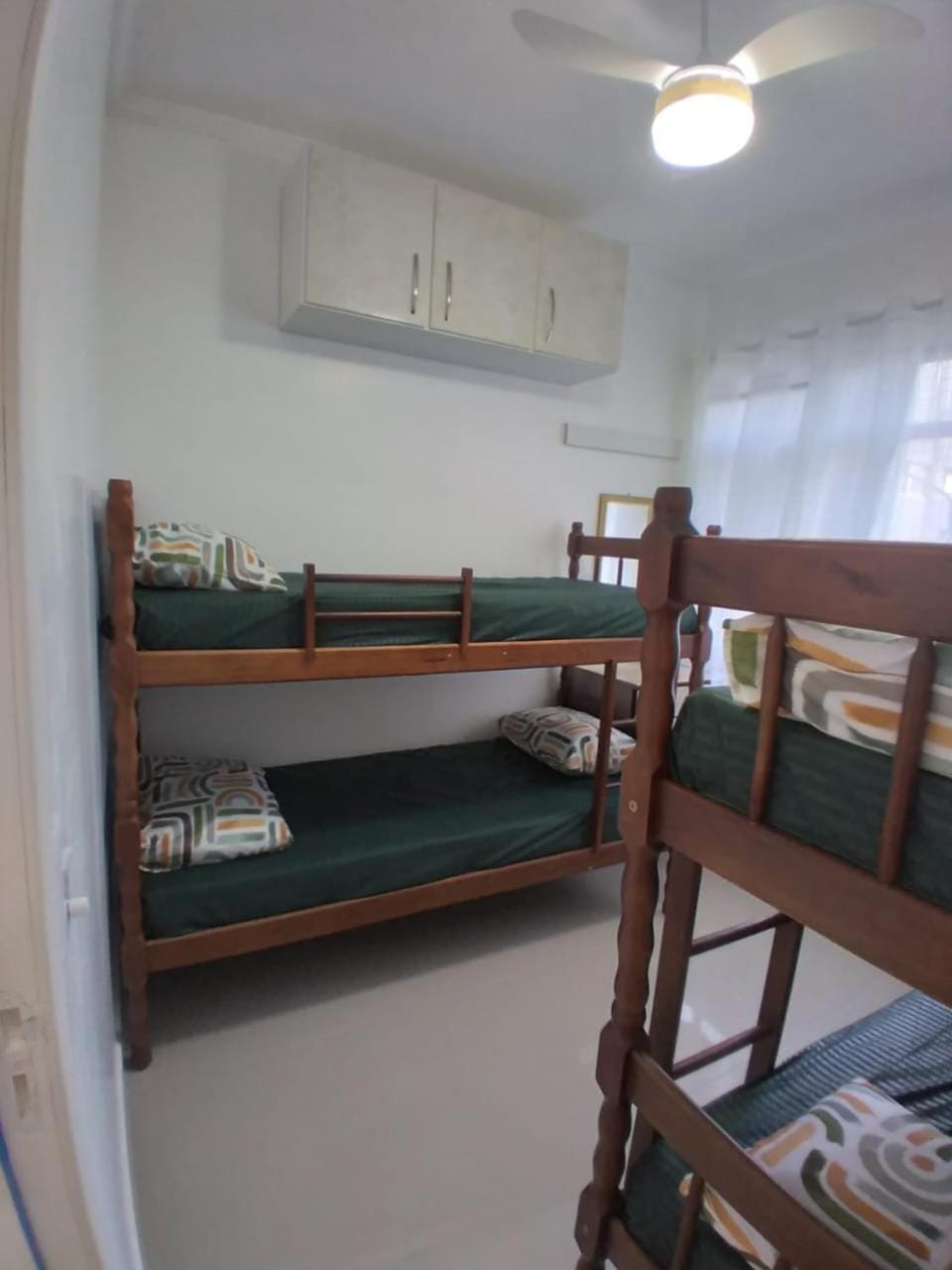 Apto há 100 m da praia Apartment in State of São Paulo