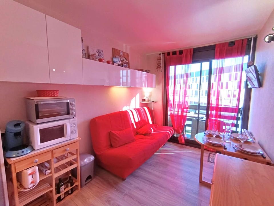 Studio confortable 4 pers avec balcon au Pla d'Adet - FR-1-457-366 Apartment in Saint-Lary-Soulan