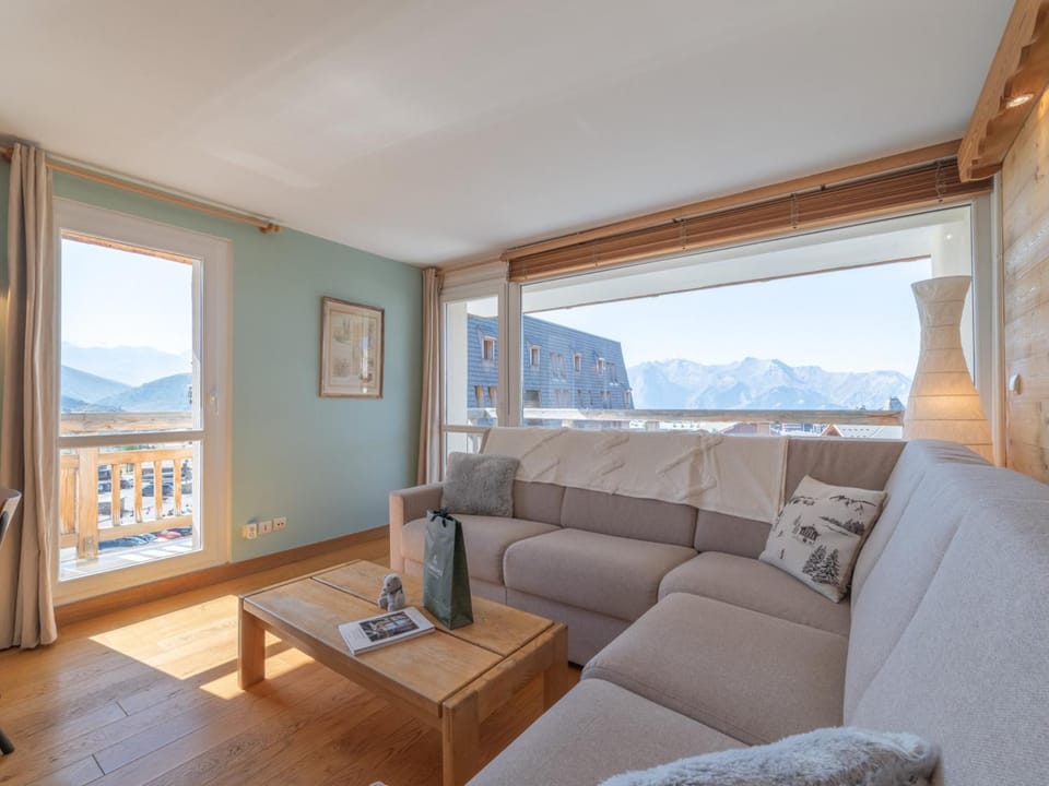 Appartement familial lumineux près des pistes - FR-1-645-80 Apartment in Huez