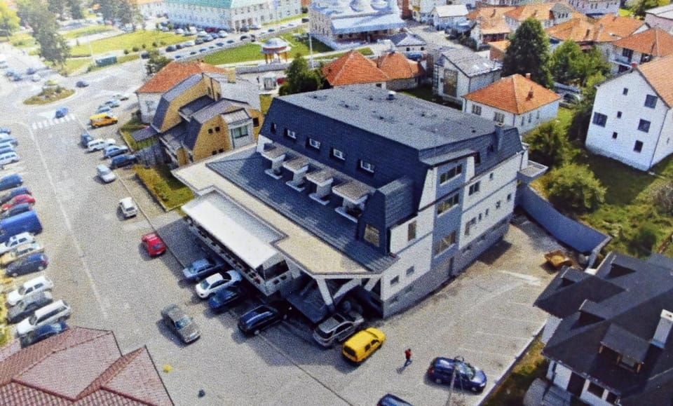 Property building, Parking