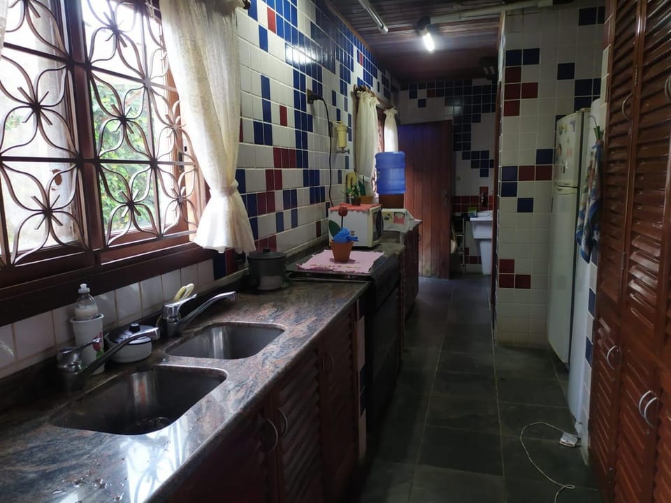 Casa com 5 suítes e piscina House in Ubatuba