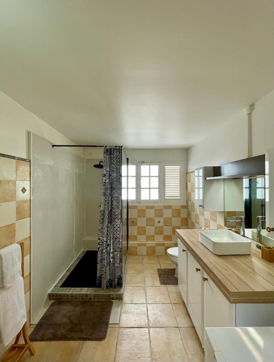 Shower, Bathroom, towels