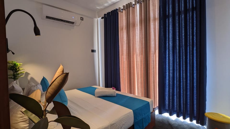 Bed, Bedroom, air conditioner