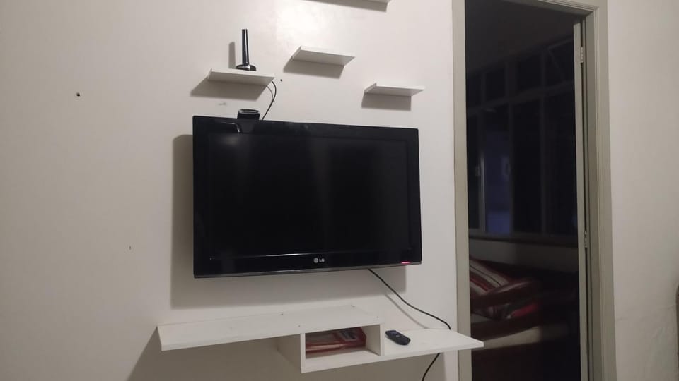 Communal lounge/ TV room, TV and multimedia, Living room