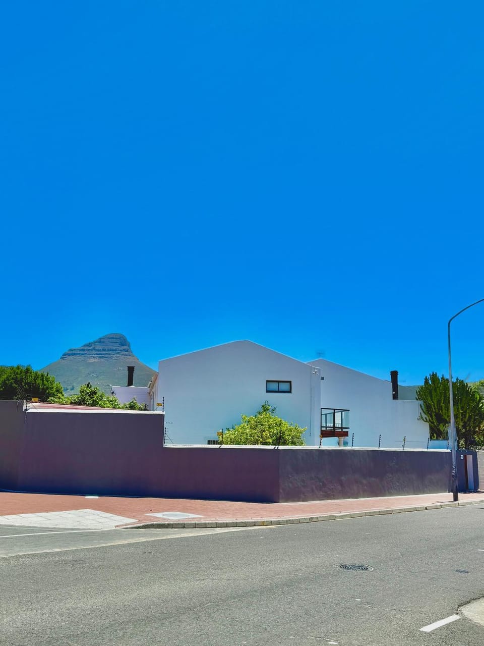 Property building, Day, Neighbourhood, Natural landscape