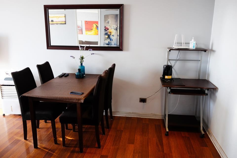 Seating area, Dining area