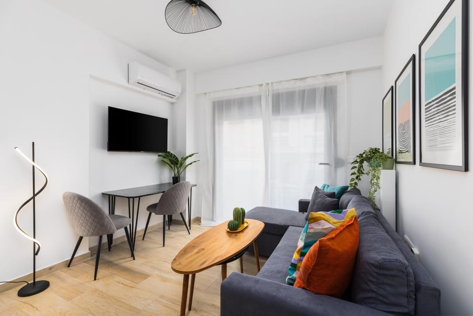 TV and multimedia, Living room, Seating area