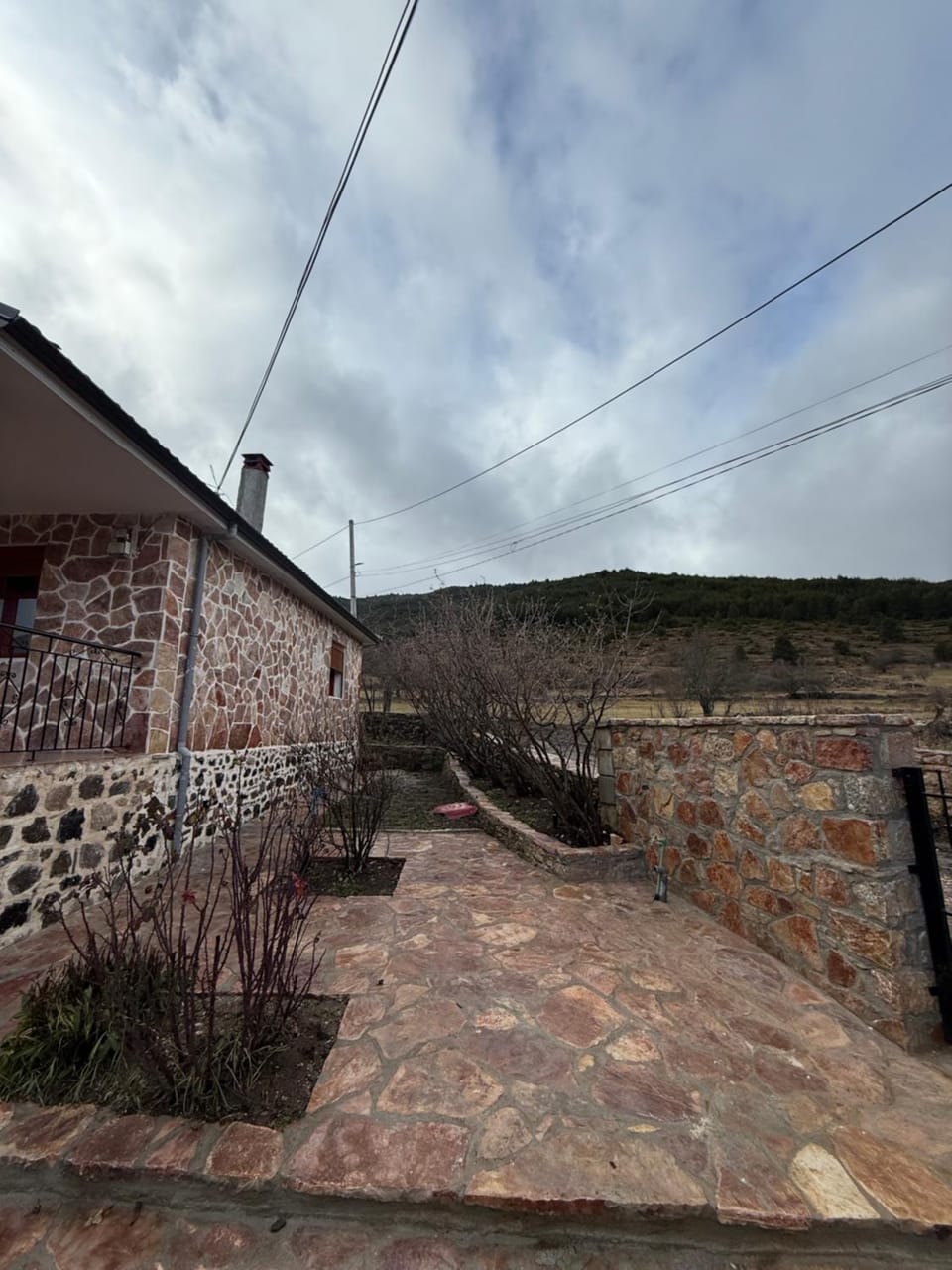 Property building, Day, Landmark view