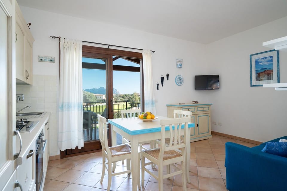 Myrsine 13-4 Apartment in Sardinia