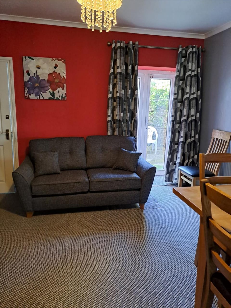 94 Main Street - Pembroke Holiday Home House in Wales