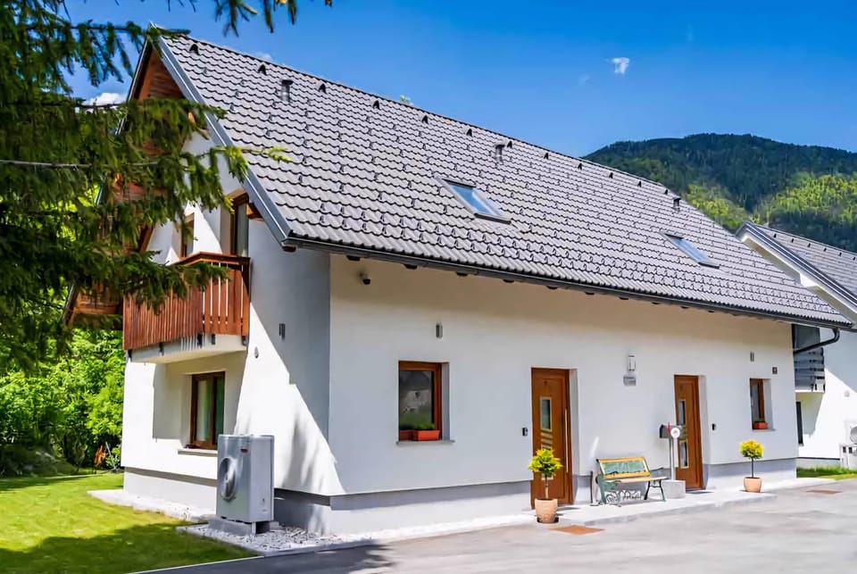 Property building, Day, Natural landscape