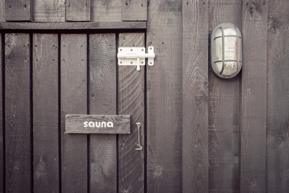 Sauna, Internal: Not applicable to any particular room