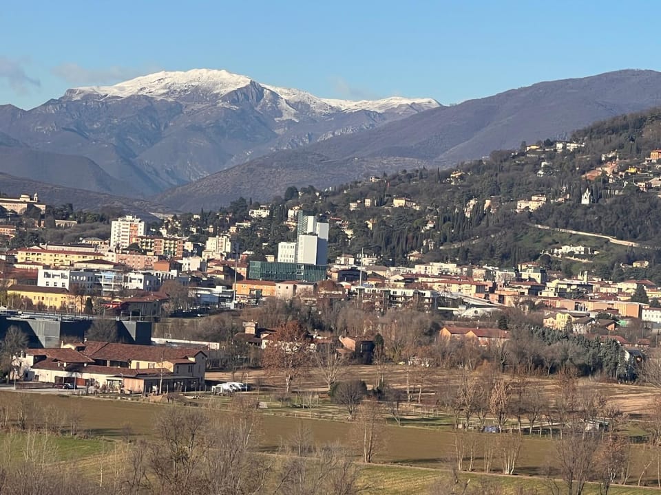 Nearby landmark, Day, Natural landscape, Bird's eye view, City view, Mountain view