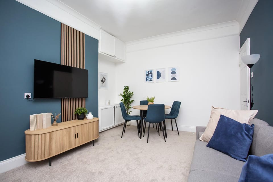 Vacant Nests - The South View Apartment in Metropolitan Borough of Gateshead
