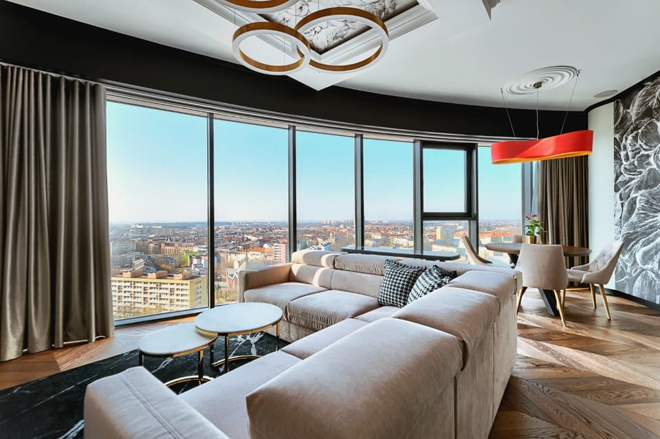 View (from property/room), Living room, Seating area