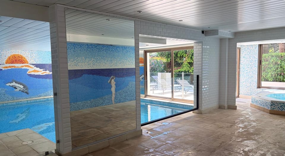 Calme absolu, élégant et arboré avec piscine Apartment in Cannes