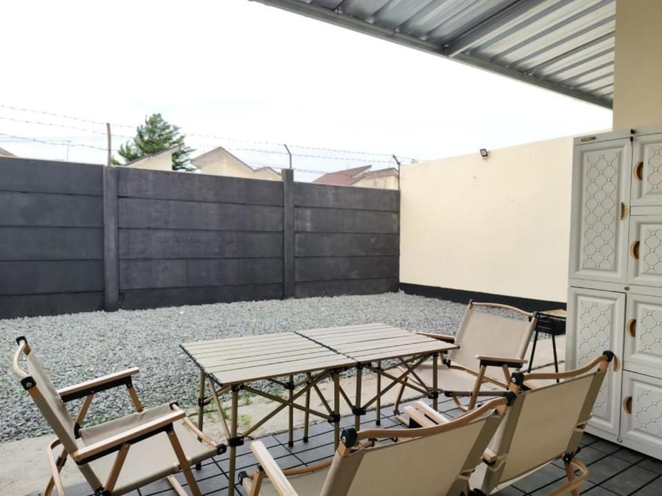 Patio, Day, Garden, View (from property/room), Balcony/Terrace, Balcony/Terrace, Seating area