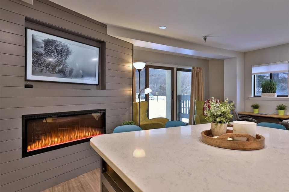 Living room, fireplace