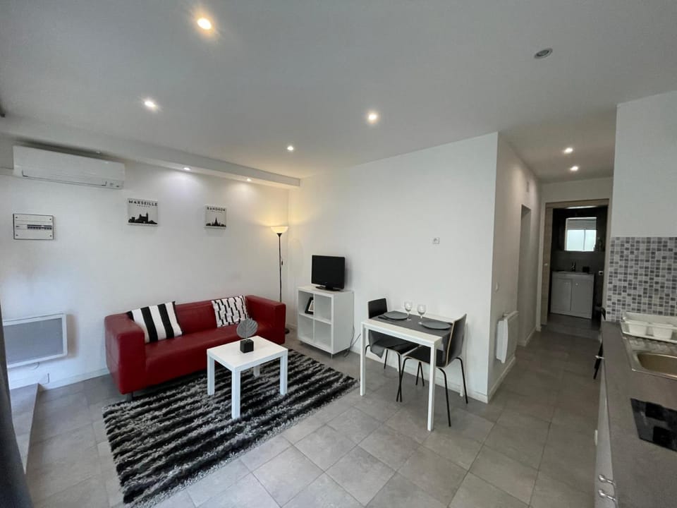 2 lits - Parking - Proche gare Apartment in Fontainebleau