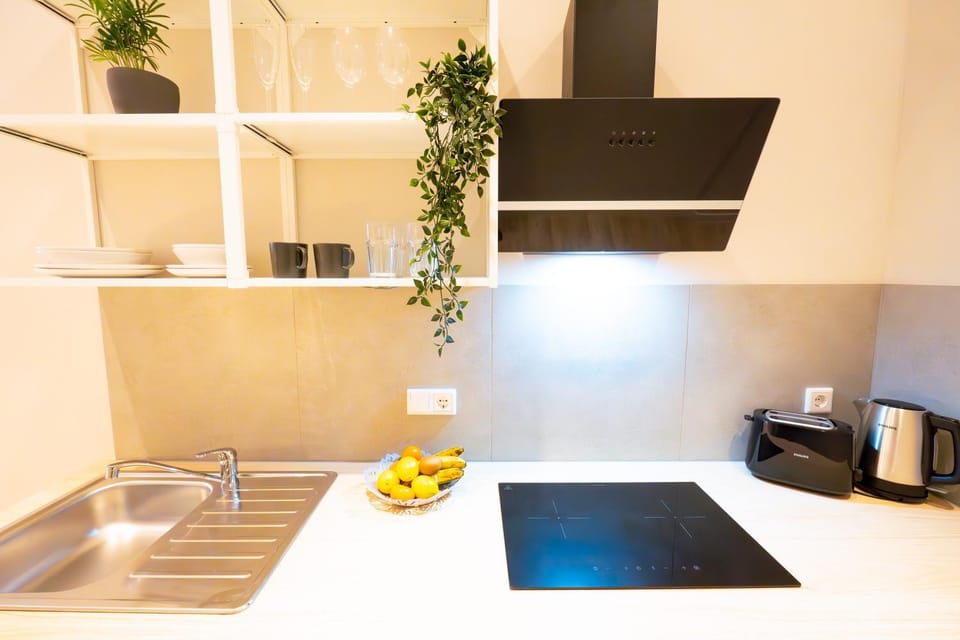 Kitchen or kitchenette, kitchen