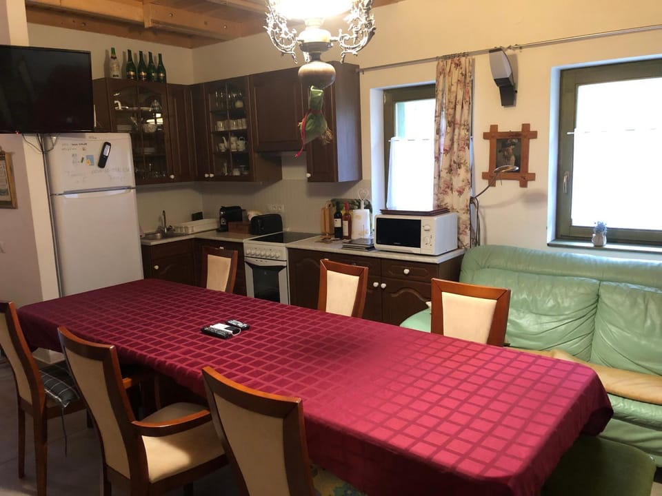 Erdőszéli Vadásztanya Apartment in Hungary