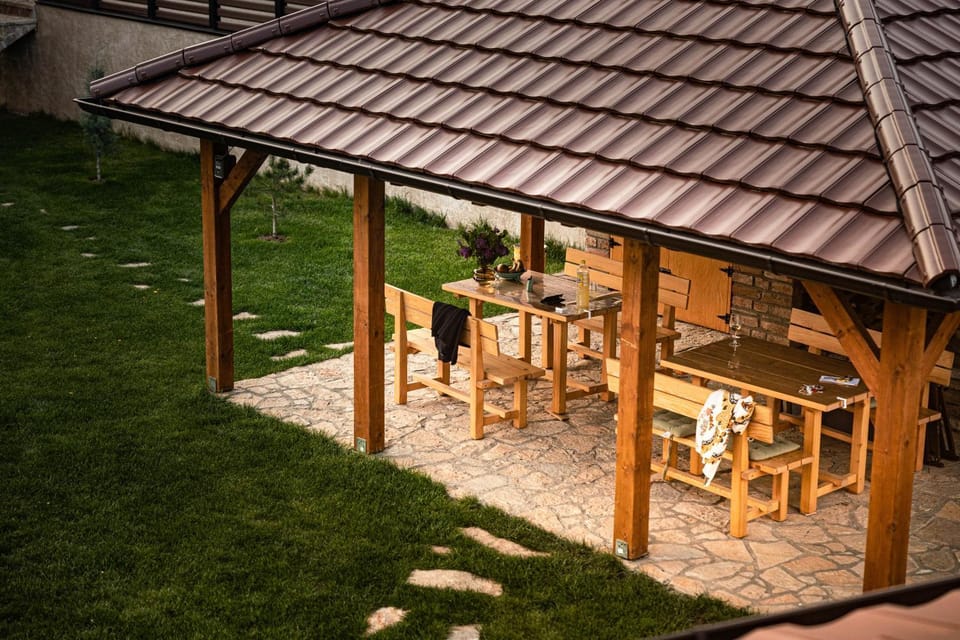 Brvnare Bor i Jela Chalet in Vojvodina