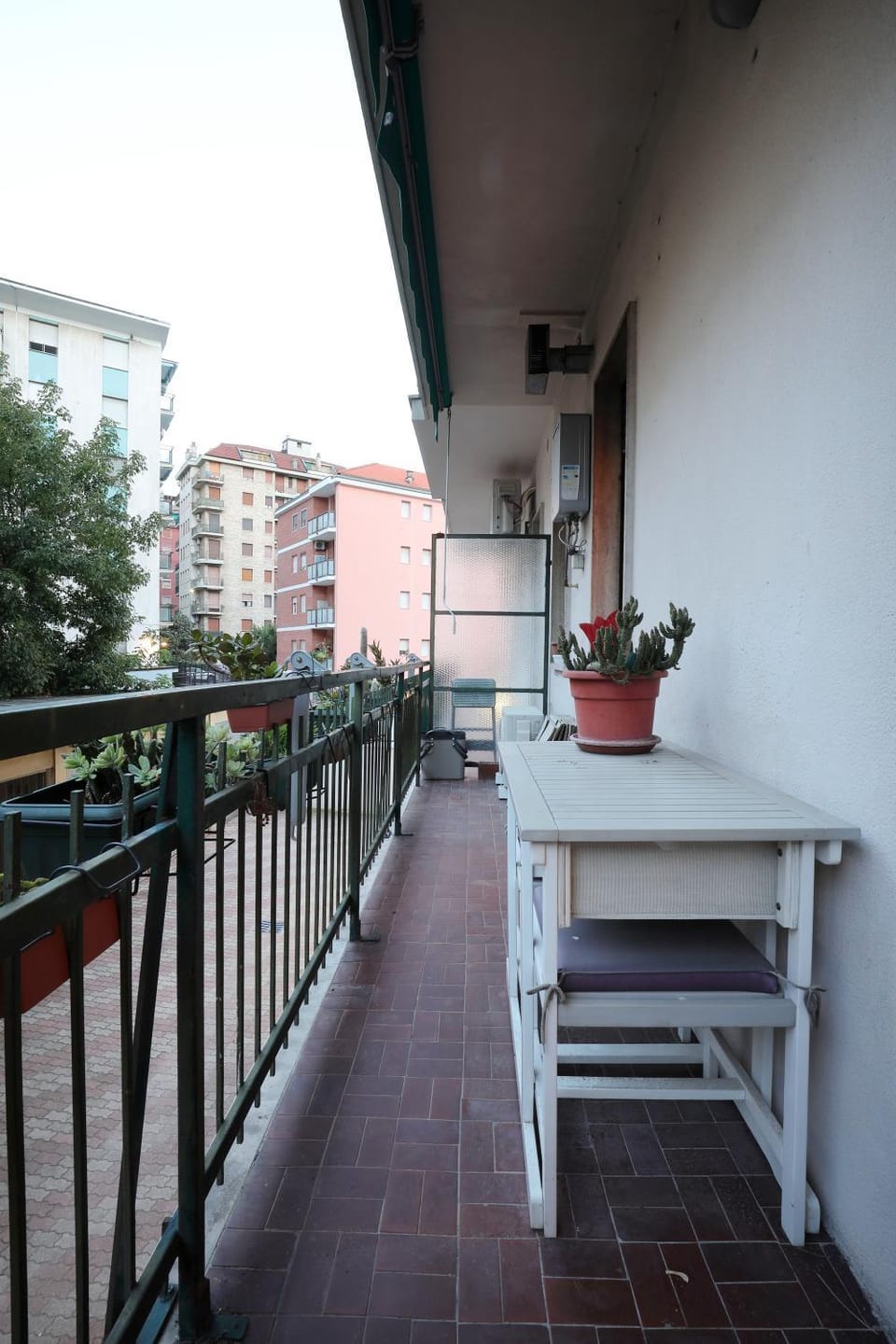 Property building, Day, View (from property/room), Balcony/Terrace