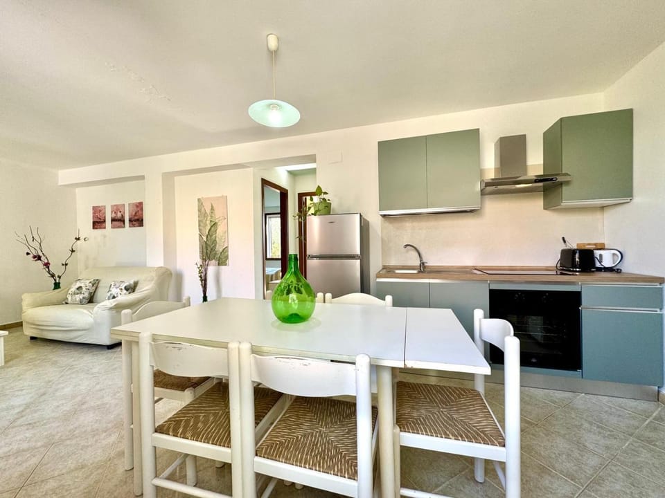Kitchen or kitchenette, Living room, Dining area, oven, stove, toaster