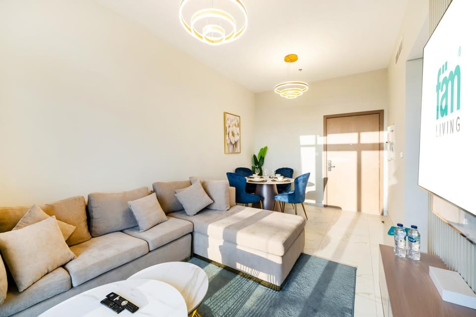 FAM Living - Getaway in Meydan - Modern Comfort Near Top Dubai Attractions Apartment in Dubai
