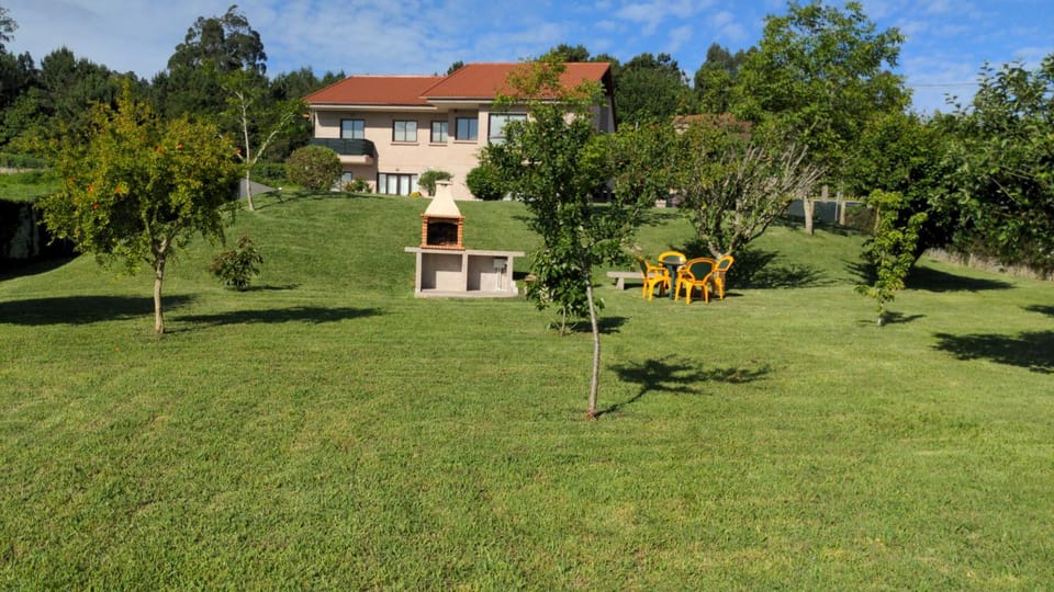 Mariarosa Playa Apartment in O Salnés