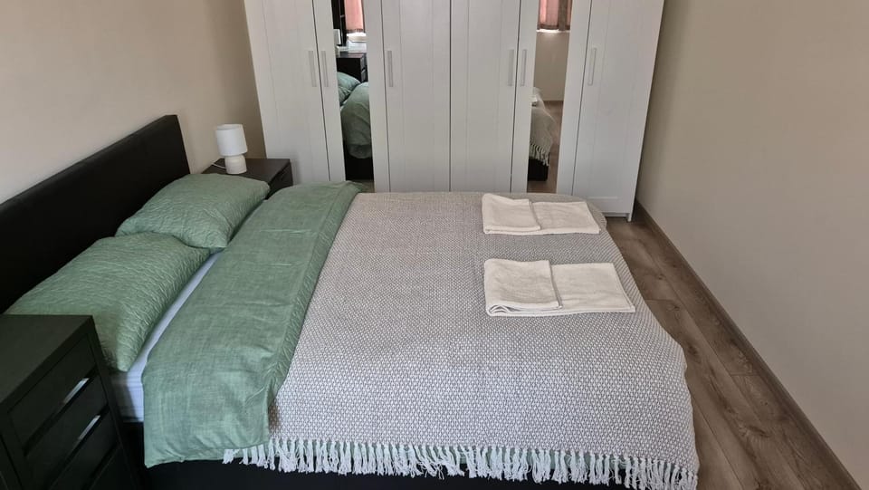 Double room Vacation rental in Derby