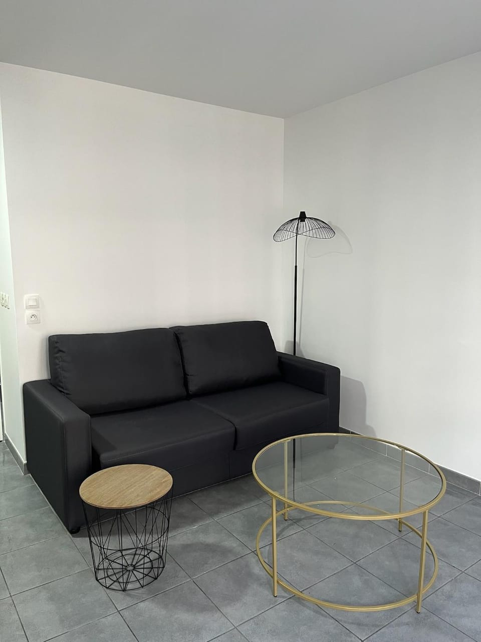 M012 Marquer joli studio Apartment in Annemasse