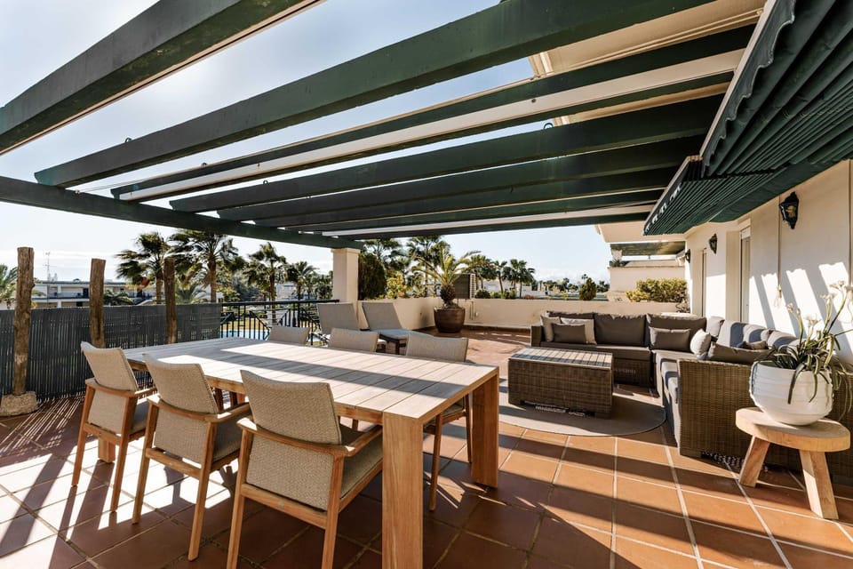 Locrimar Pool Real Padel Proximity Apartment in Marbella